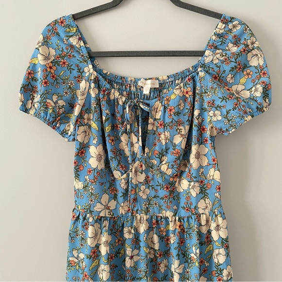 Monteau Los Angeles Floral Dress - Picture 2 of 9